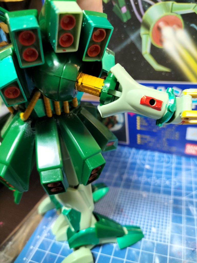 肩アーマー塗り忘れ