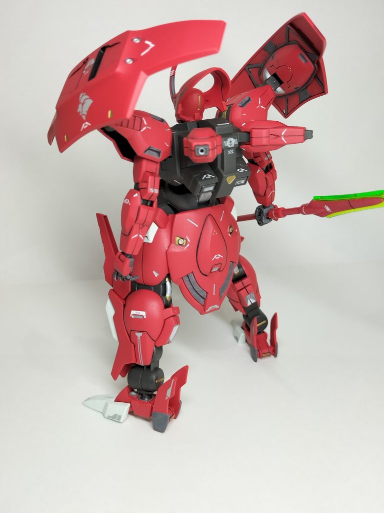 背面も頑張りました✨️デカールがいい仕事してくれました(gundam-kao3)