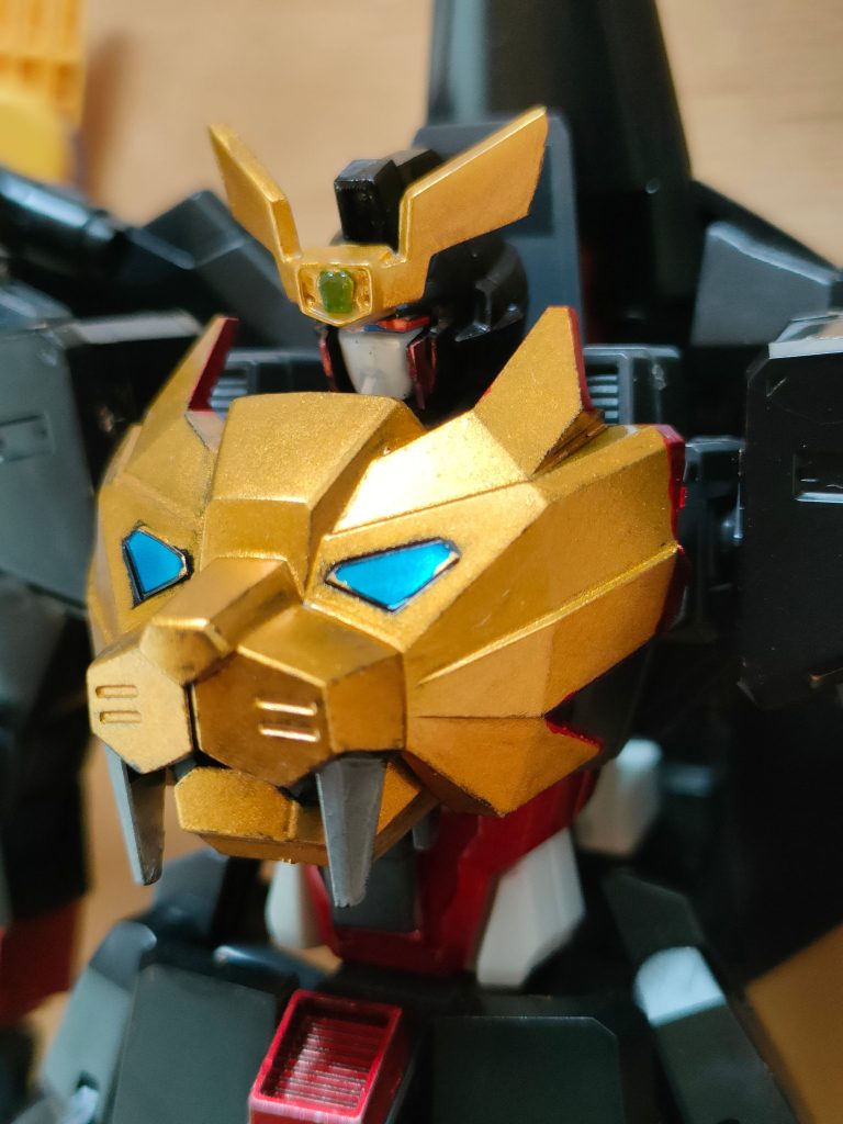 スーパーミニプラから一部部品は拝借しました。アンテナ、ドリル、ウイングこれだけあればガ〇ガイガー！！