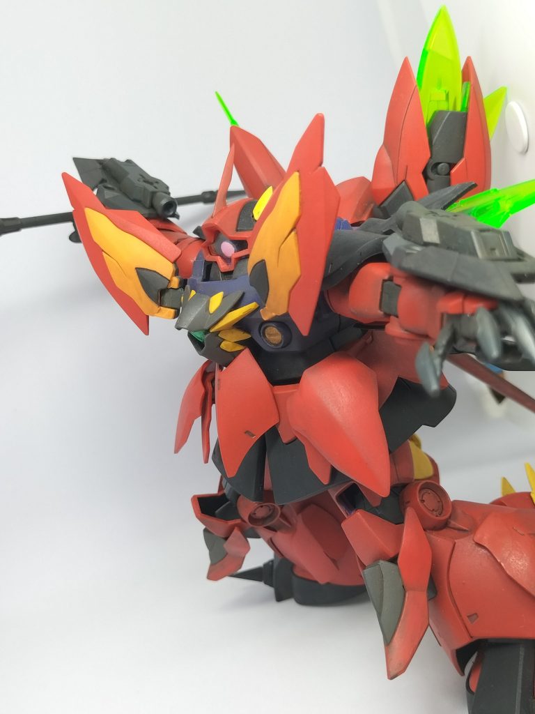 息子のメモリアル機体として作ったので、これも息子専用機にしたいと思います。AGEの世界観よりかは、上記設定のもとにガンプラバトル用に作った機体、ってことにした方が平和的かな?以前作ったAGE−1空戦強化形態とかと楽しくバトルさせたいものです。