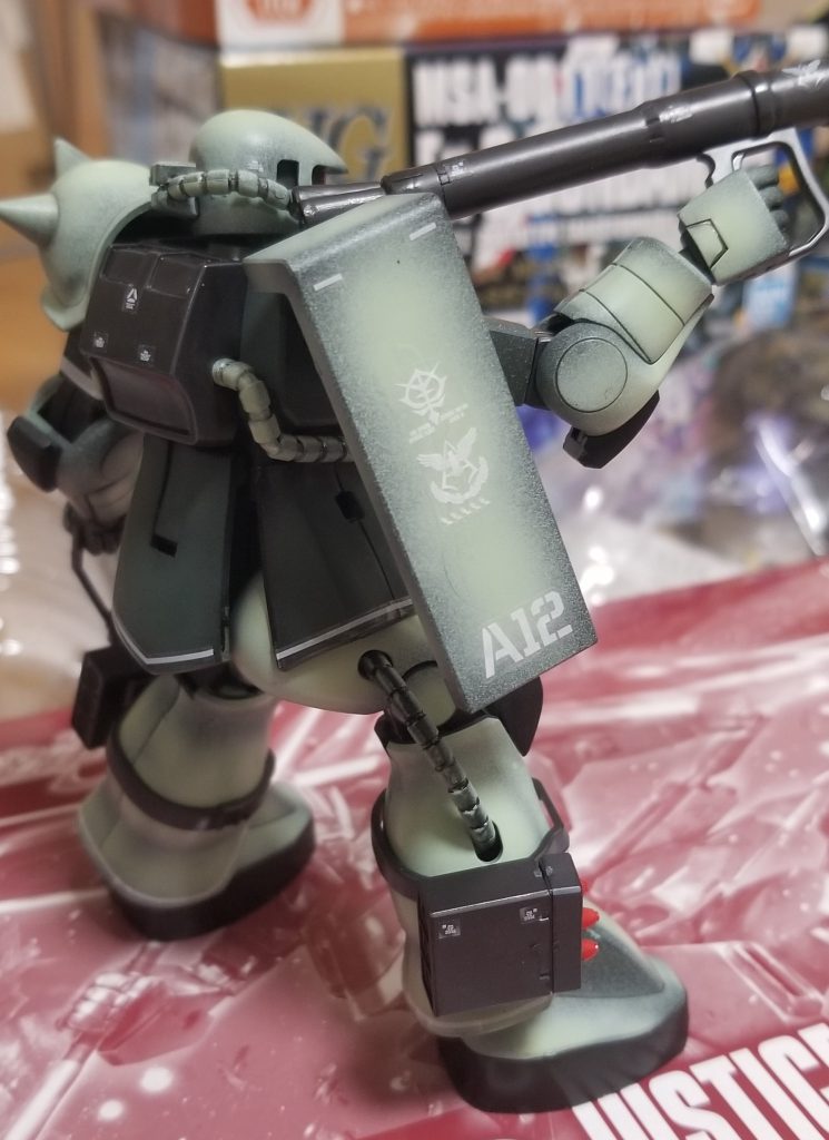 HG ザクⅡ　(箱番号040)–3枚目/制作者：nabewobilly