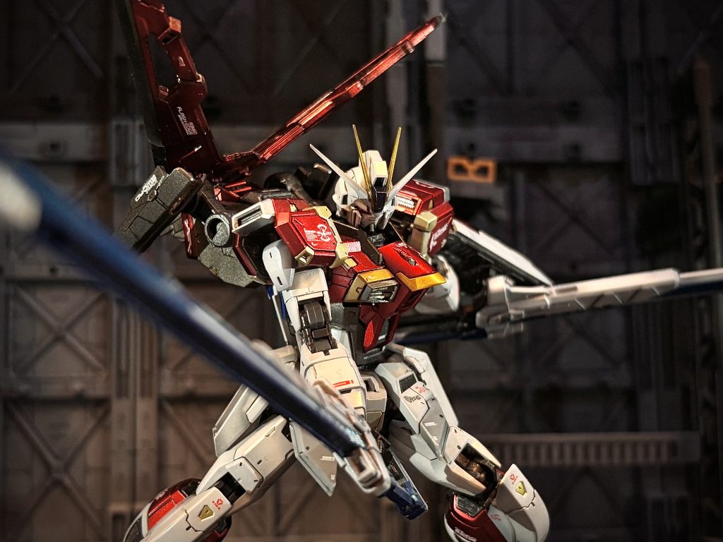 本編初登場シーンを参考にポージング。大剣二刀流はカッコいいですねー。