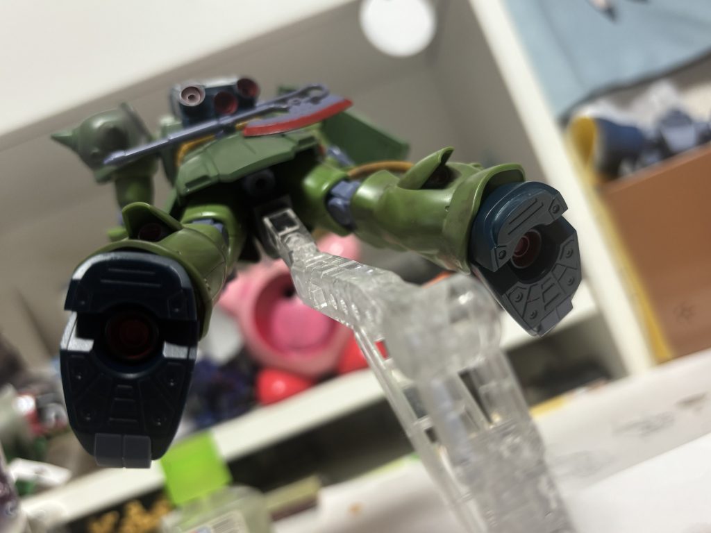 推進装置とホークを赤に塗装