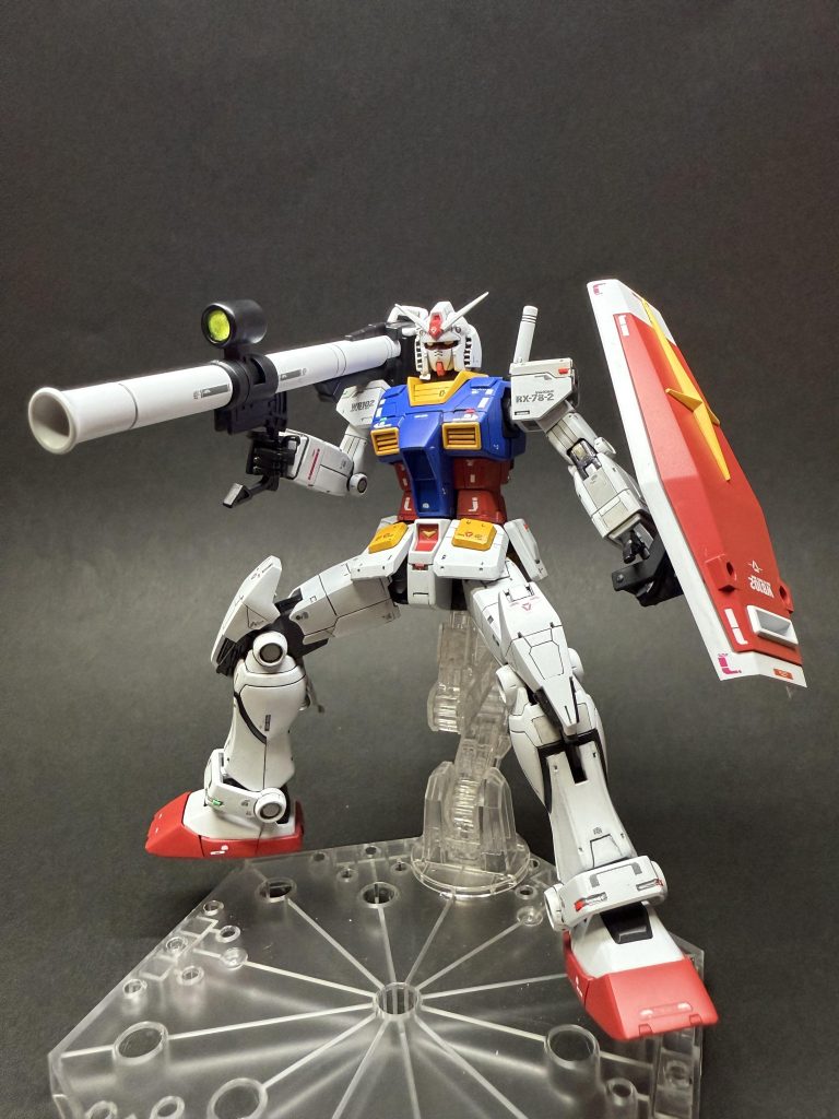 　なんかポーズ取らせたくて箱絵のポーズっぽいショット