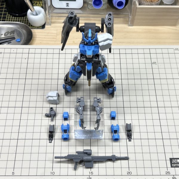 手は口ほどにモノをいう…そんな気がするので指先をシャープにしてみました。ちょっとプラモする時間が取れなくなってるので進捗鈍りそうです….早くサフチェックに移りたい…（2枚目）
