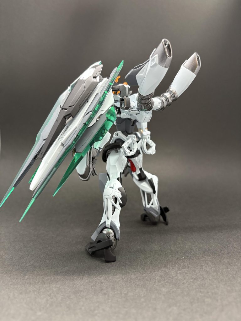 アムロ専用ジークアクス対ELS仕様–3枚目/制作者：Bris