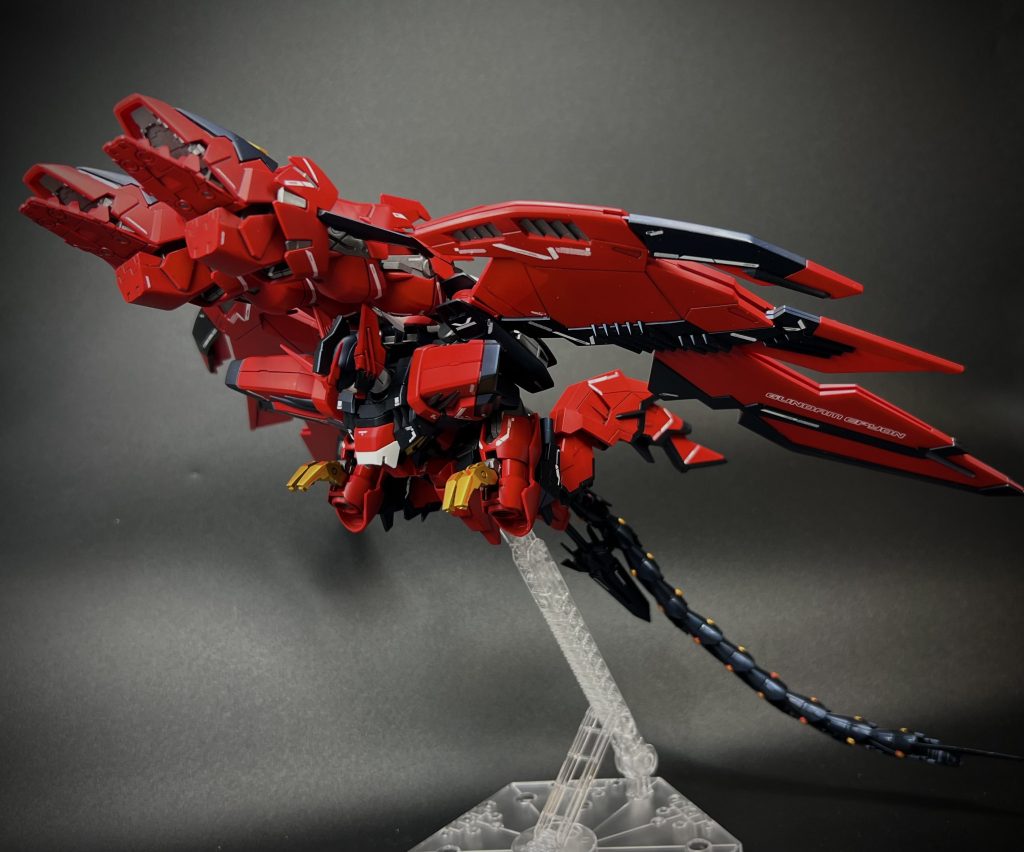 下から見てはイケナイ