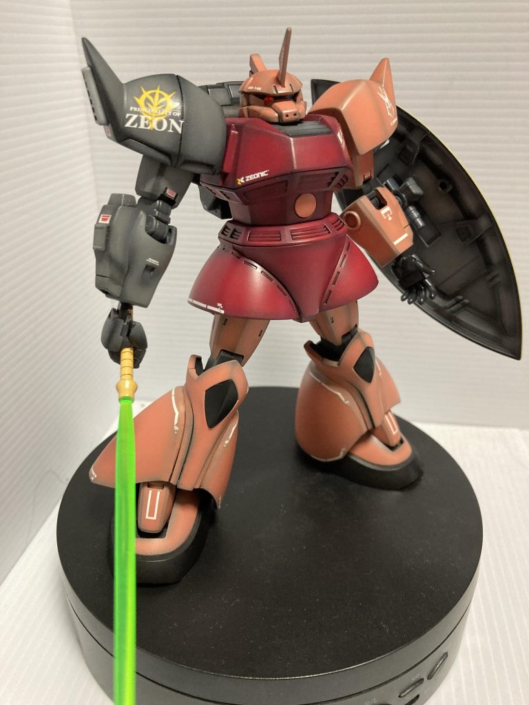 ビームサーベル腐れガン切り飛ばしてますw