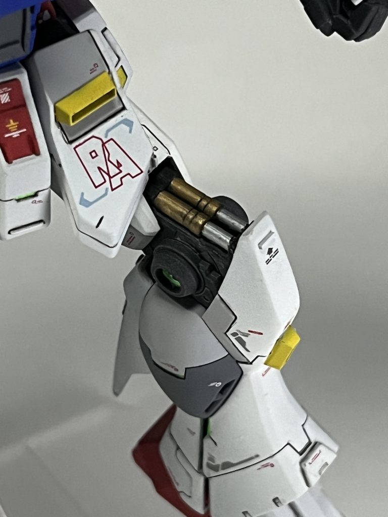 シリンダーなどはできる限り塗り分けてあります。