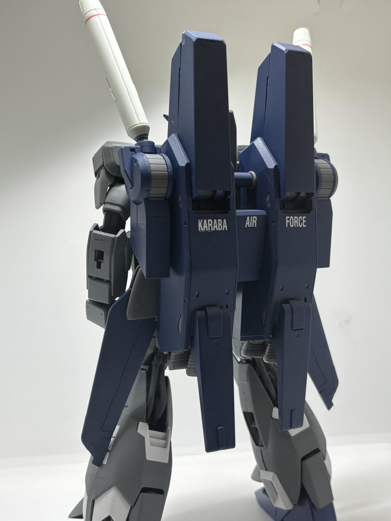 ゼータプラスa2を見てもっとzz色を強くしようと考え制作しました