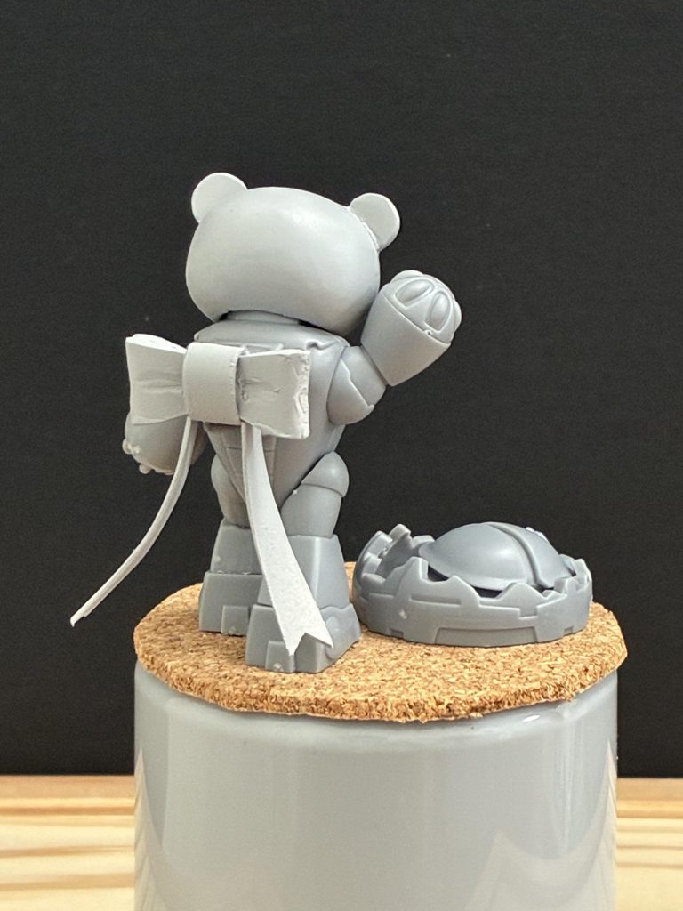 背中のリボンはプラ板で製作