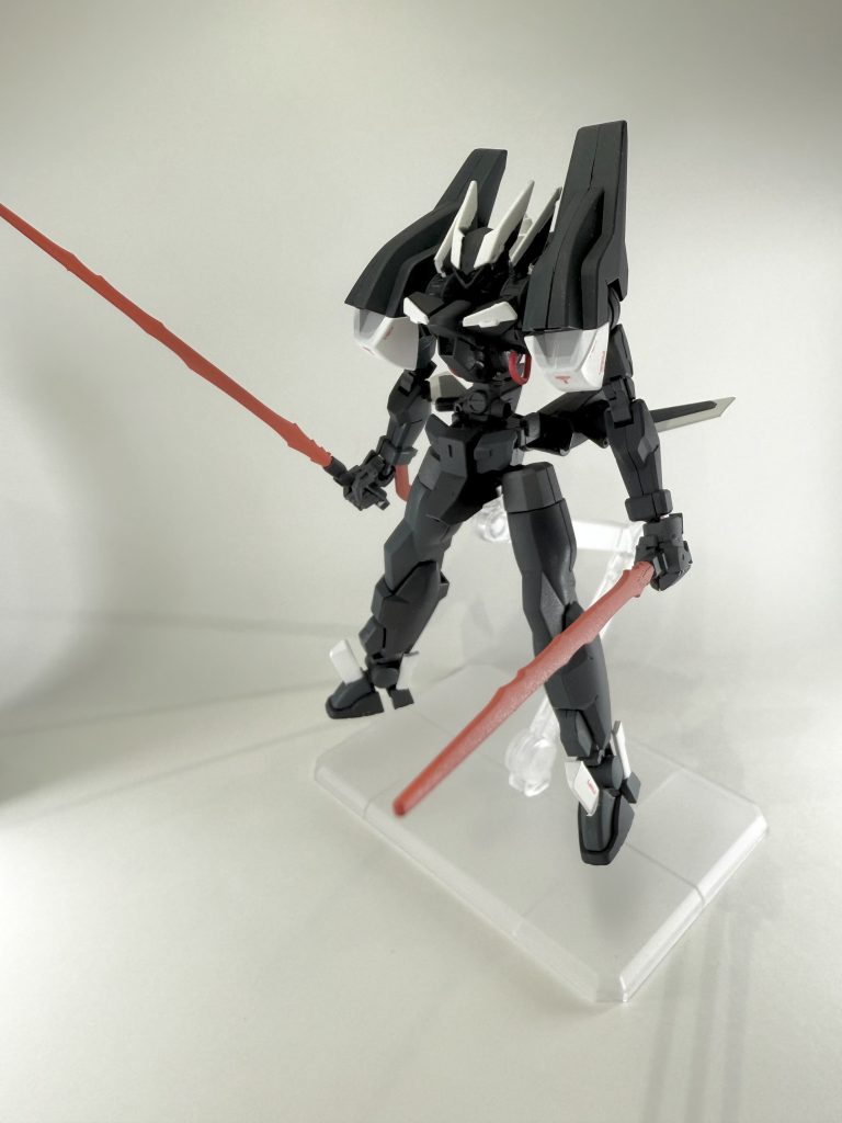 くるっと1周します！サクッと作る予定だったので、肩の合わせ目は消してません。