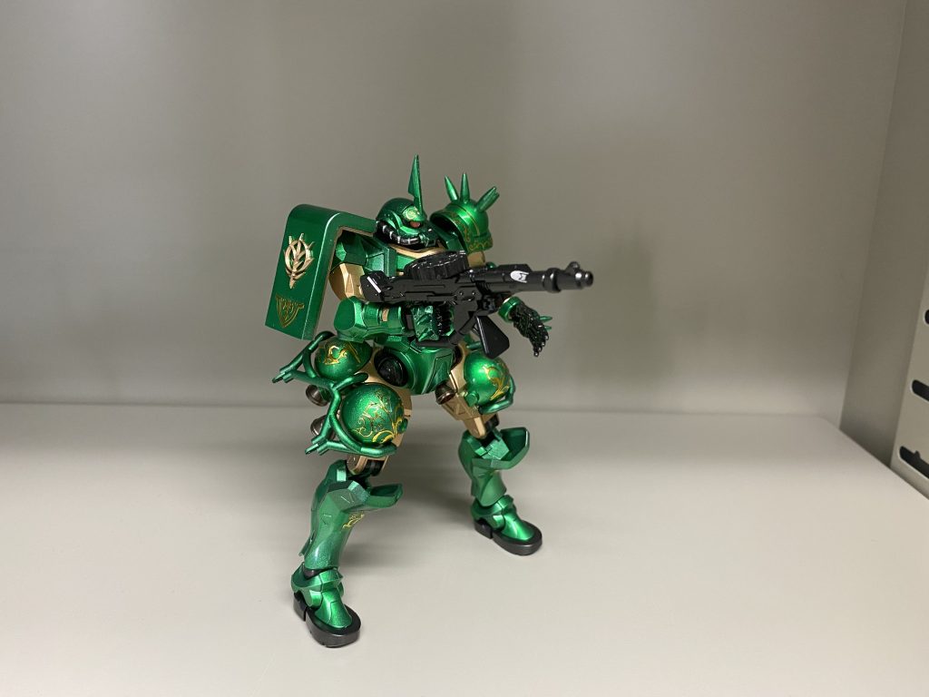 ドズルザクっぽい軍警ザク