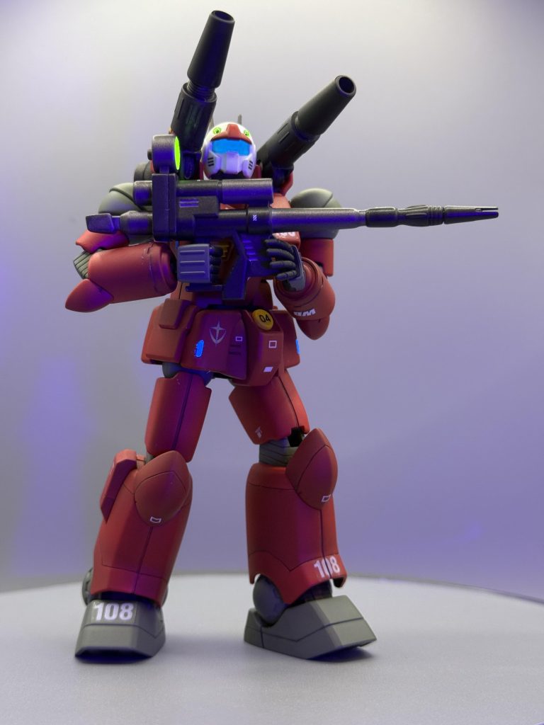 光らせました💡蛍光塗料