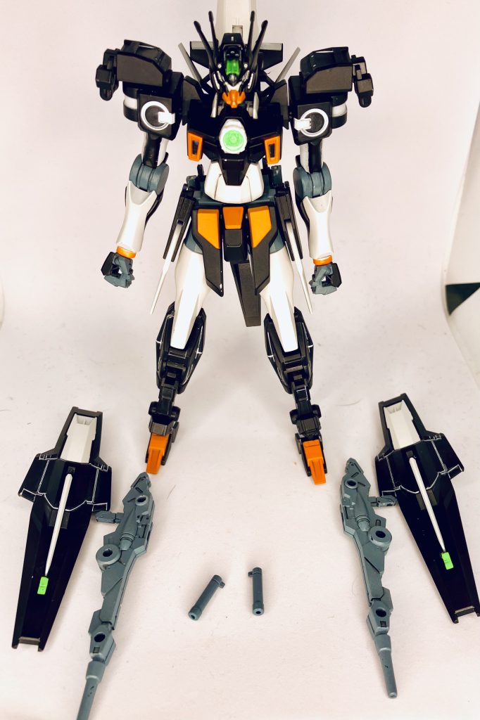 武装一覧ビームライフル×2ビームサーベル×2シールドバインダー×2