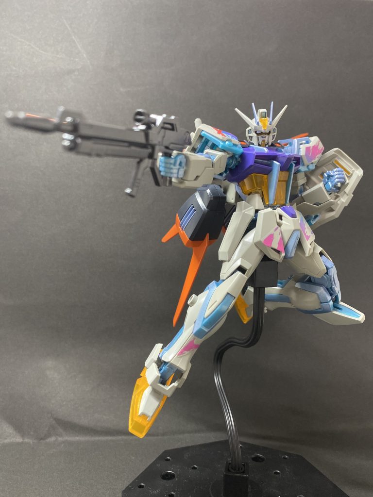 EG エールストライクガンダム–3枚目/制作者：山リオ