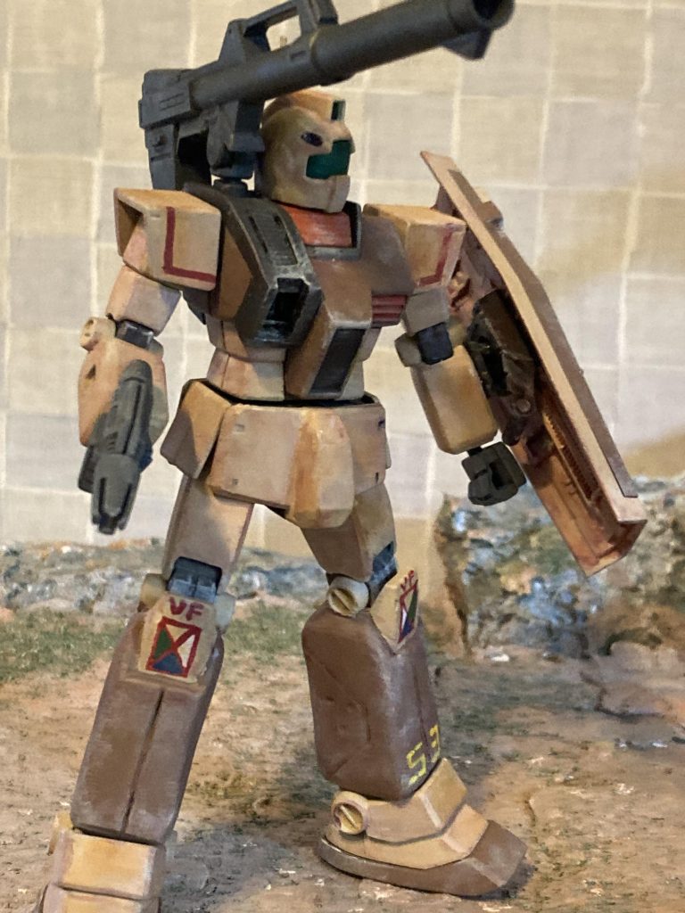 マーキングはオール手書きでございます。砂漠地帯ですから、思いっきり汚してます。