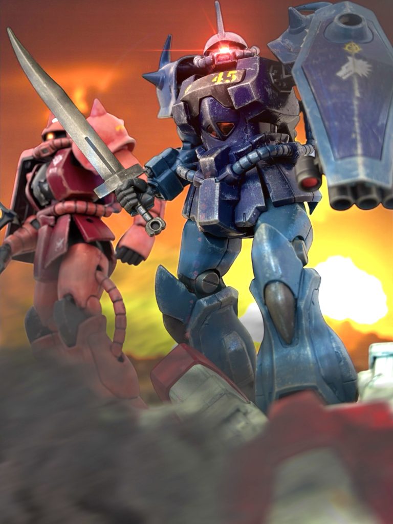 一昨日落とした拠点が、再び奪取されたという一報が、夜半に入った。先陣には、例の赤いザクがいたらしい。そして、猛々しい働きをしたグフがいる。そのどちらかが指揮官らしい。「私を助けに来たんだよ。もうじきここまで来るよ。」あれほど拒んだというのに、なぜかまた尋問に付き合わされているジンに、カルアが楽し気に語る。「無理だ。こっちは増援もきているんだぞ。」 MSも中隊規模で増援が入ってきている。不愉快なことに、キョウ・ミヤギのいる部隊も、予備戦力に投入される予定だと知らせが入った。「それでも、やるよ。グレン少佐は、頭がおかしいから。」「グレン少佐?君の部隊の指揮官か?」「カルアって呼んで!」「……分かったよ。」 この数十分で、彼女のペースに合わせてやれば、カルアはへらへらと情報を漏らすということを、ジンは学んだ。ここまで分かったことは、彼女は孤児出身だということ。上官のウォルフガングという大尉が面倒を見てくれたこと。アイザックと言う腕利きのパイロットがいること。その他にも、カルアが部隊内で置かれていた、人間性を否定されるような劣悪な環境について話した。 荒み切った身の上で、壊れてしまったのだろう。ジンの、わずかな人間性というか、庇護欲が刺激される。 ジンは諦めと有効性の選択と、そしてわずかな同情から、こいつの”ごっこ遊び”に付き合ってやることにした。「俺の負けだ、カルア。認めるよ、俺は君を愛している。」「やっと言ってくれた!」 カルアが顔いっぱいに笑顔を浮かべる。 これまで狂気を隠してきたことに比べれば、この程度の擬態は何ということもない。「グレン少佐ってのは、誰だ?」「わたしたちの部隊の指揮官。本当の指揮官は大尉だし、戦闘隊長はアイザック。だけど、金で買った少佐の地位について、わけのわからないことばかりやっている。」 腐り切った将兵を部下として付けられている。その上、お前のような壊れたヤツまでいる。まあ、まともな指揮官ではなかろう、とジンは思った。「自分のことを選ばれた英雄だと思っているから、変なことばっかりやる。たぶん、わたしを助けに来るのがかっこいいと思ってるから、やるよ。」「少佐は前線に出てくるのか?」「うん、いつも、赤いザクに乗っている。」 有益な情報だ。 ”亡霊狩り”。ばかげた任務と思っていたが、その対象も負けず劣らずの大バカ者だと分かり、ジンは思わず声をあげて笑ってしまった。「少佐も君を物扱いか?」 カルアは首を捻る。おそらく、生活の一部なのだろう。ジンの言うことの意味がよく分からないらしい。「君には分からないだろうが、カルア、それは酷いことなんだよ。俺は自分の愛する人を、そういう風に扱う連中を許せない。」 ジンの台詞を噛みしめるように、カルアは瞬きをしながら口角をあげる。「何これ、言われたことのない言葉。」 ジンのカルアに対する庇護欲と、敵将たちの横暴に覚える