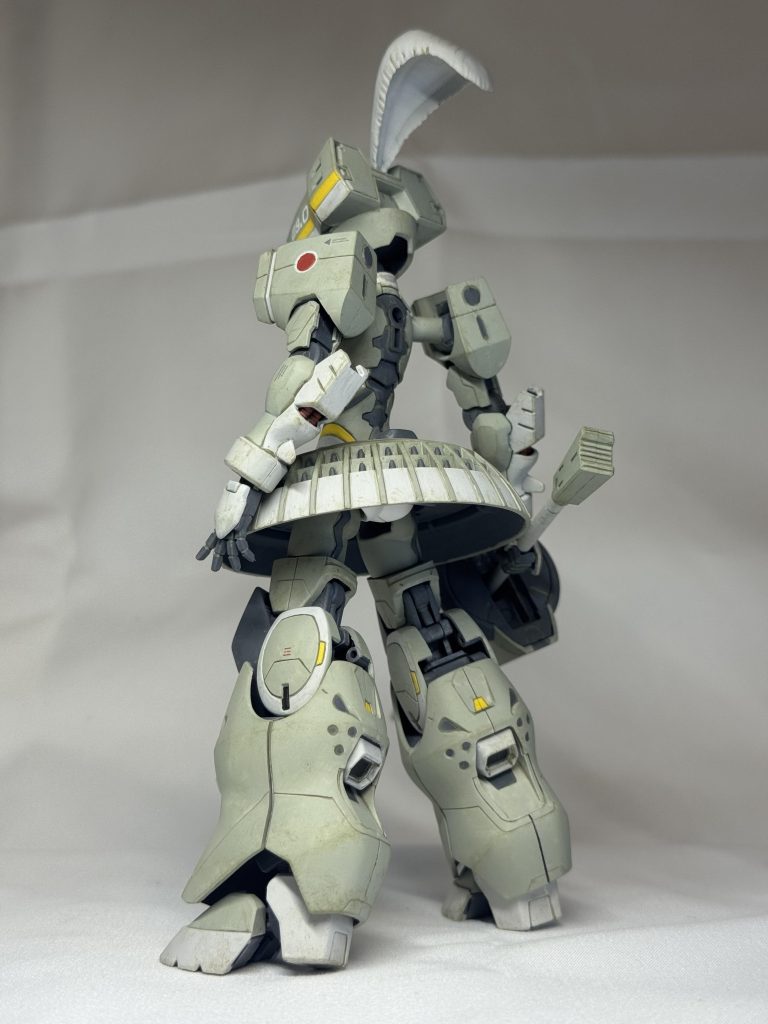 広報担当「昨今の国際情勢を鑑み、我が国の防空防衛システムを独自に開発しました。極超音速飛来体を槍で引っ叩いて迎撃します。」諸外国「(ドン引き)」