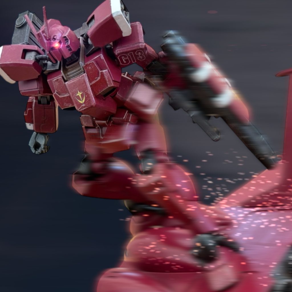 『何言ってんだ、軍曹!?』ドダイのパイロットが、混乱して叫ぶ。ジンは、その動揺をキャッチしたのか、ドダイをまともに使おうとしなかった。足場代わりに、一度ドダイに着地した後、思い切り蹴って最後のガンペリーに向かう。ジャンプと同時に、足元のドダイをビームライフルで貫いていた。『カルア、全部壊すぞ!二人で!』空を駆けながら、ジンが叫ぶ