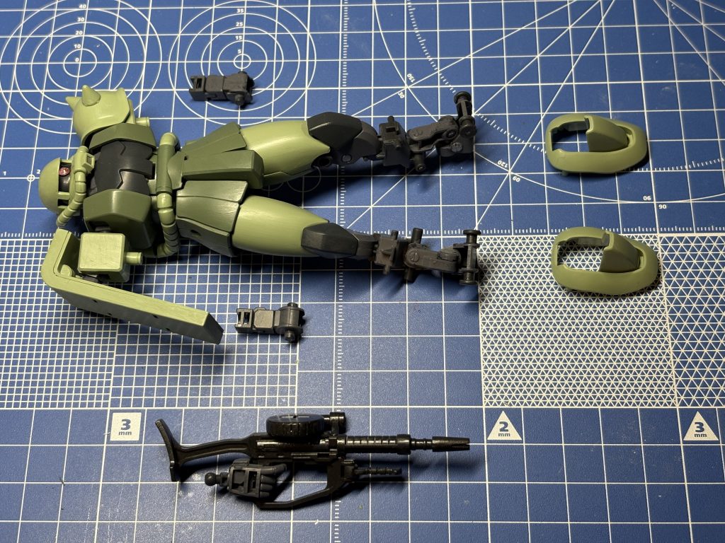 HG241 量産型ザク 筆塗り全塗装–5枚目/制作者：真夜中模型堂