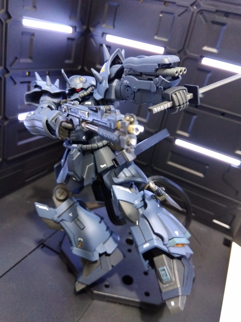 引き撃ちシーン