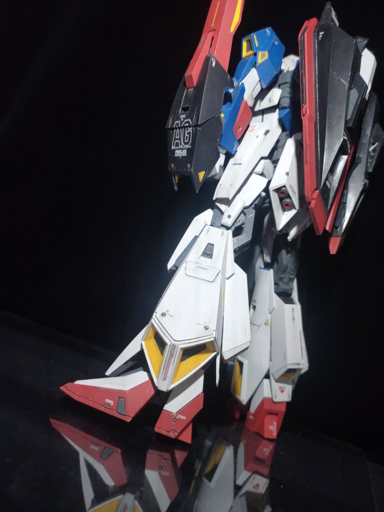 今回も簡単フィニッシュですが、バルカンをメタルパーツに換装各所メタルボールやリベット埋め込みつや消しクリアー後色鉛筆でハゲチョロウェザリングカメラ系はハイキューパーツのオーロラシールなどなど 