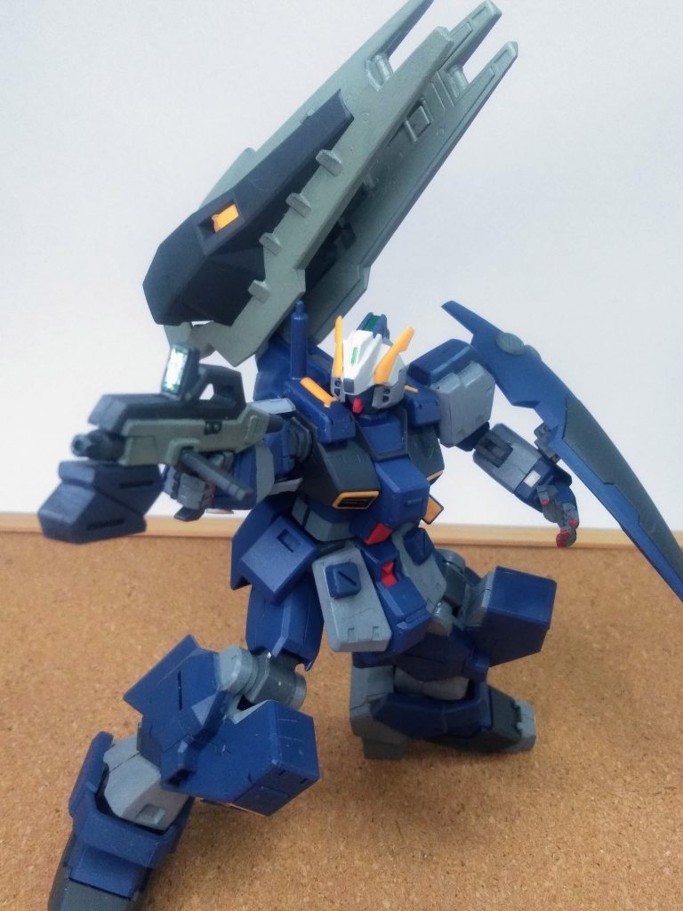 『RX-121-2A ガンダムTR-1［アドバンスド・ヘイズル] 』のパイロットである『ガンダ・ムエース 中尉』 🧐ﾄﾞﾝﾅｶﾀ?脳内設定・・・『ティターンズの T3 部隊』内に存在する『T.P.F.T小隊』の隊員。かつては地球圏全域にその名を轟かせた大人気ロボットアニメ専門漫画？雑誌(がんだむ？え～ｽ？？)の編集者であったが、MSに関する膨大な知識量と其を活用出来る行動力を買われて『T3部隊』へスカウトされた・・・戦士 と、コンナ感じで｢｢｢フム、雑誌編集者なら、どんな激務(ブラック的な)にも堪えられる？(｢UPの偏見｣)｣｣｣ な『ガンダ・ムエース 中尉』😅💦 果たして彼の活躍は如何ほどか 😖