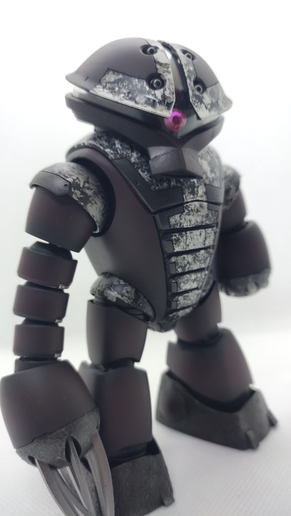 今回 フォーカルポイント として ラップ塗装を中心にやってみました。 デカール も貼ろうか どうしようか迷ったけど視点がばらけちゃうかなと思って やめました。