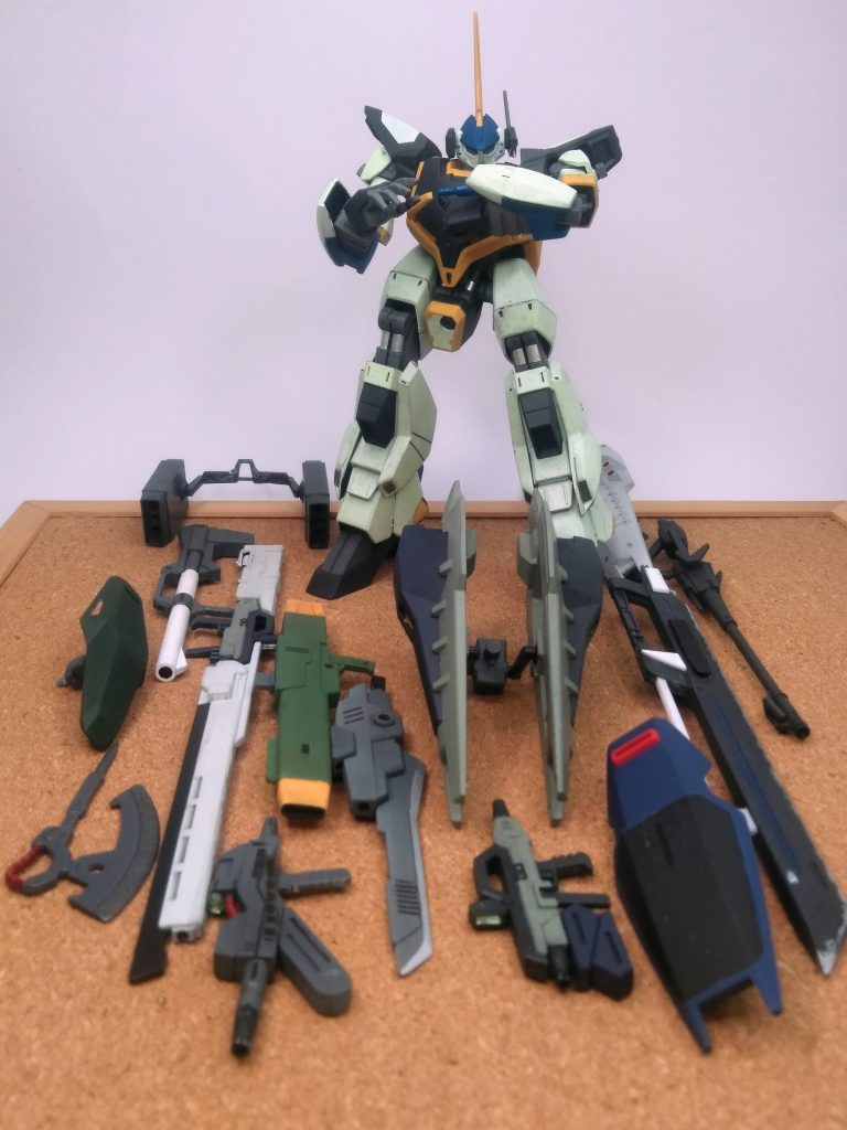 今回もダラダラとした開幕ではありますが!宜しくお願い致します 😌ノッケから『ウェポンロード ディスプレイ』で失礼します 😁 そして、この後表記出来ないでしょうから此処で 😋ビームサーベルの収納箇所は『ガントレット?』と上腕の間(左右共に)です 🙄