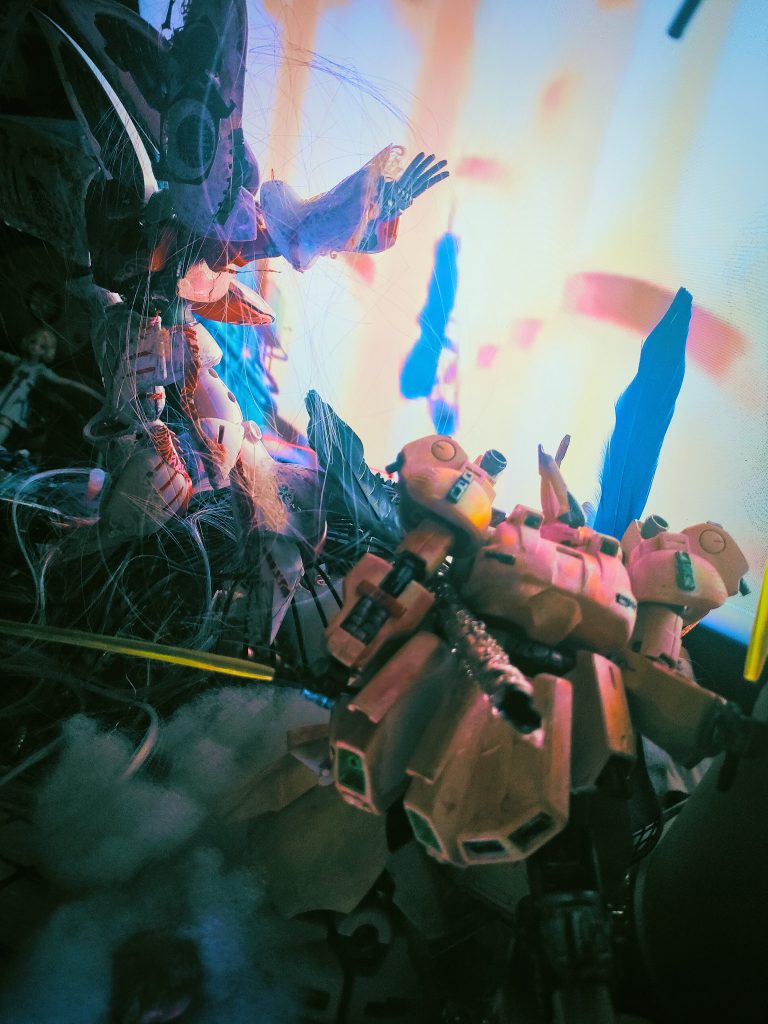 ハマーン様「シャア！」「これで終わりにするか、続けるか！」クワトロ「お前に決定権が、、、、」