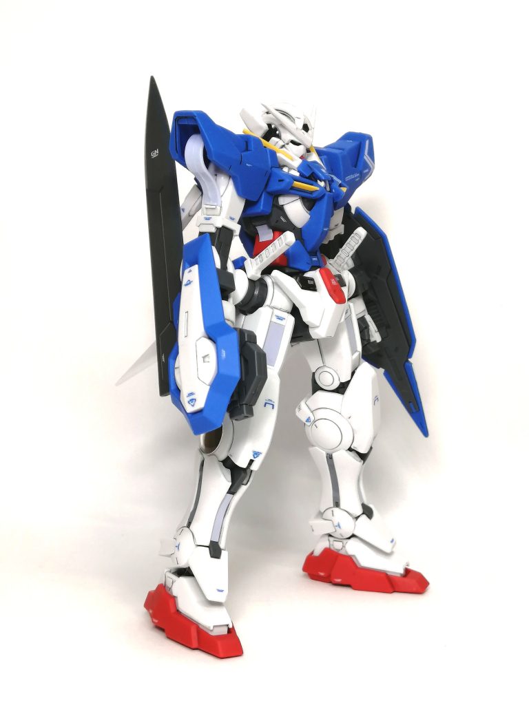 ガンダムエクシア(ブラックライト発光バージョン)–3枚目/制作者：ゼータ好き