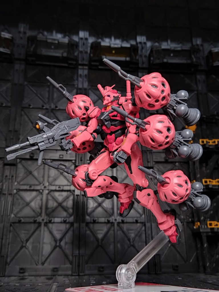 シャア専用赤いガンダム–2枚目/制作者：シロウズ