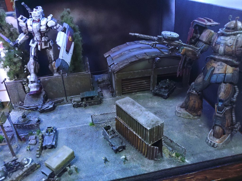 兵士さんも100均🤭塗装が大変ですね😅車両はピットロードの1/144の物を使ってます😊