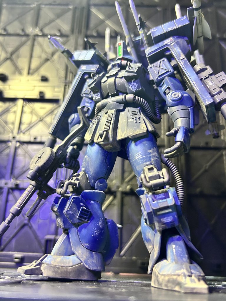 改造箇所として、頭部センサー追加、胸周りのデザイン変更、動力チューブ変更、腰部バインダーディティール追加、膝回りの変更、つま先とかかとのディティール追加 