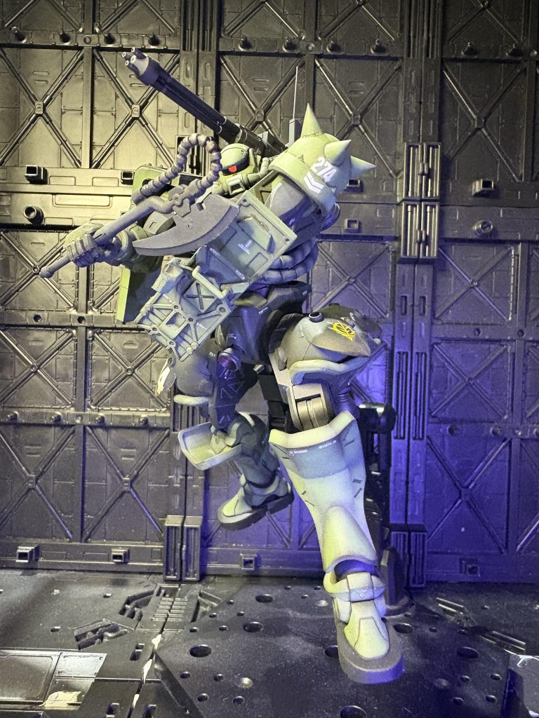 左腕ラッチからヒートホーク脱着。