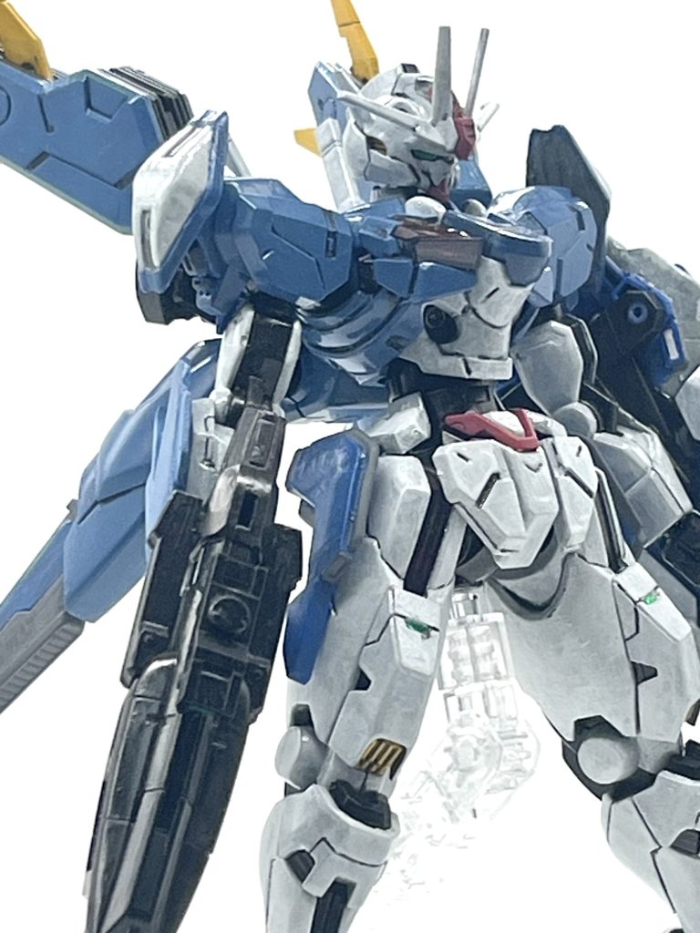 筆塗りが、、、味を出しすぎています。ライフル持ってる腕についているシールドは自作です。