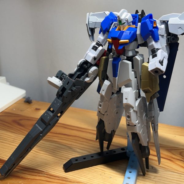 ハミングバードイメージで独自のアレンジを加えて制作してます。ごちゃごちゃしてますが、色を統一すればカッコよくなると信じたい。（2枚目）