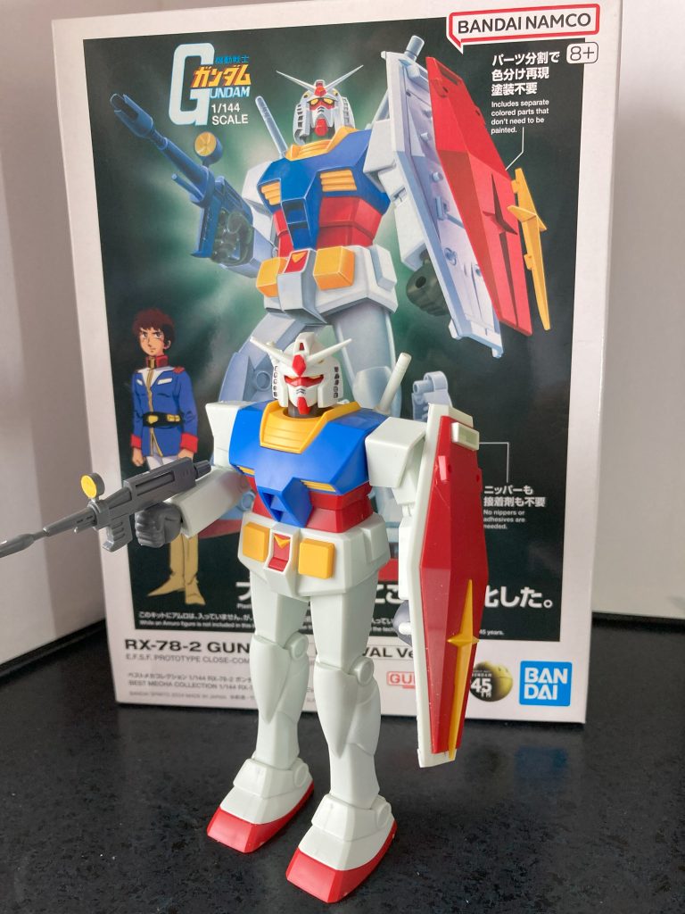 こうして単体で見ると、なんだかかんだとバランスは取れてるんですよね。基本当時のスタイル維持なので、可動領域は死んでますが。