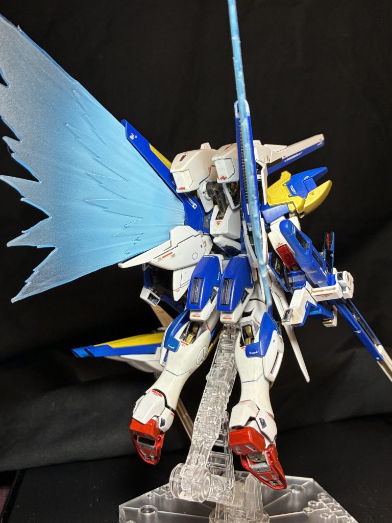 HGUC V2アサルトバスターガンダム with 光の翼–3枚目/制作者：amuroikima-su