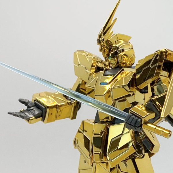HG ユニコーンガンダム3号機　フェネクス