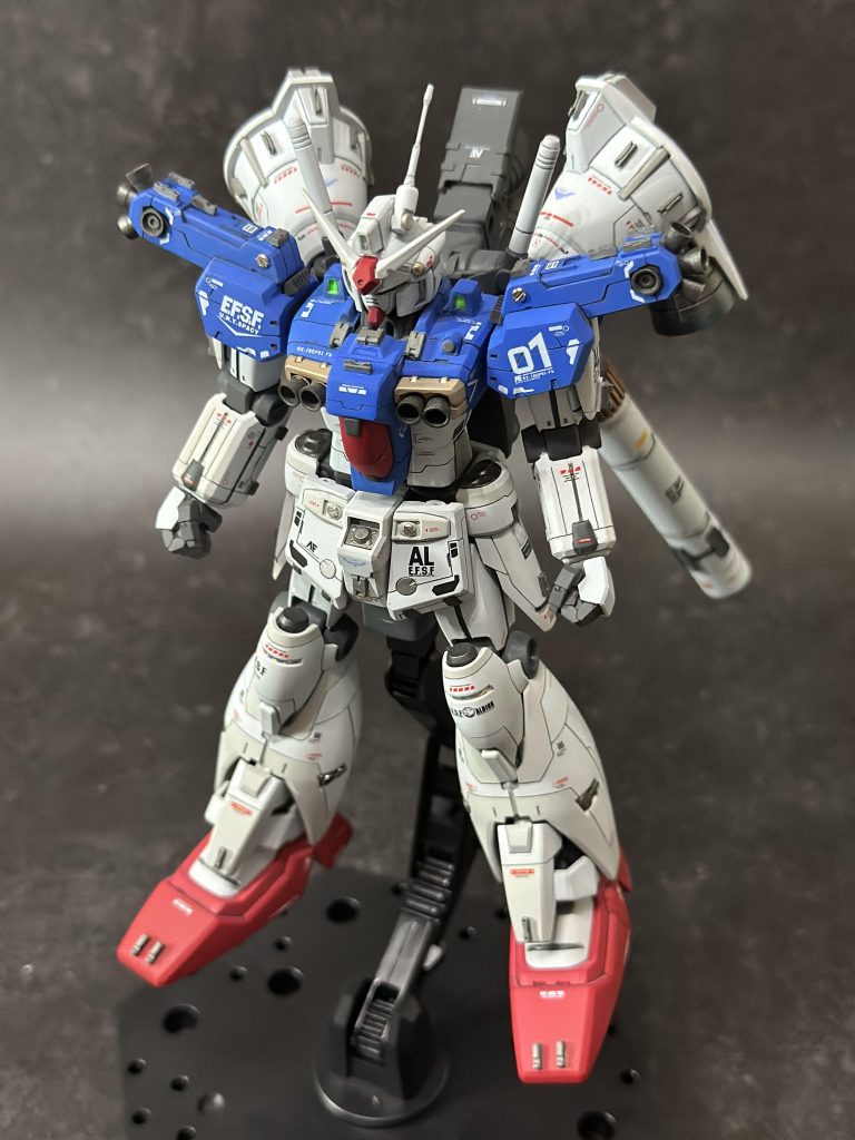 フルバーニアンってスラスターいっぱいついててゴツいのでプロペラントタンクとか似合いそうかな?っと思ったのでコトブキヤさんのプロペラントタンクをつけてみました!