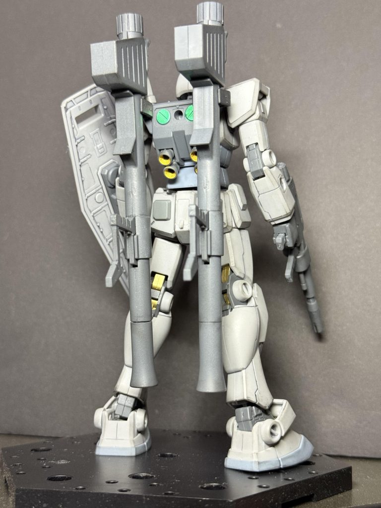 ゲーム🎮バトオペ2にならってスラスター2発にバズーカラックは付属の後部腰武器マウントを使用ご覧頂きありがとうございます☺️