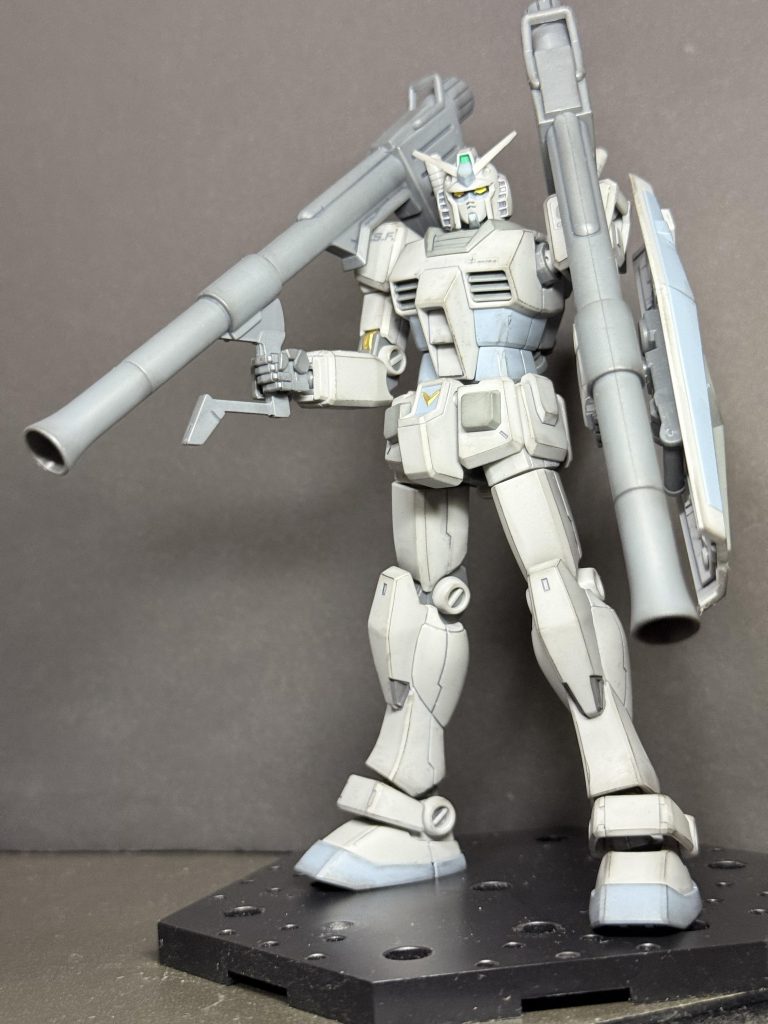 以前作ったガンダムよりバズーカを拝借