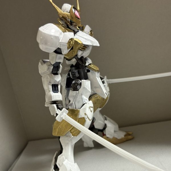 キマリス・バルバトス