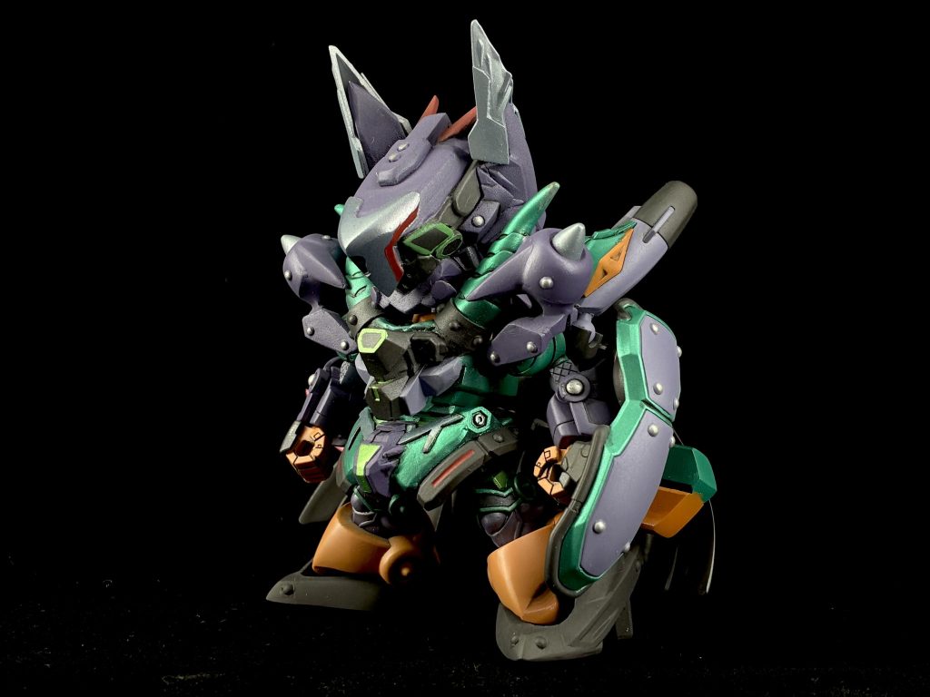 HGジークアクスとLGBBフルアーマー騎士ガンダムをメインに、スクラッチやミキシングで頭部その他を造形。各所に騎士ディテールを配置しました。