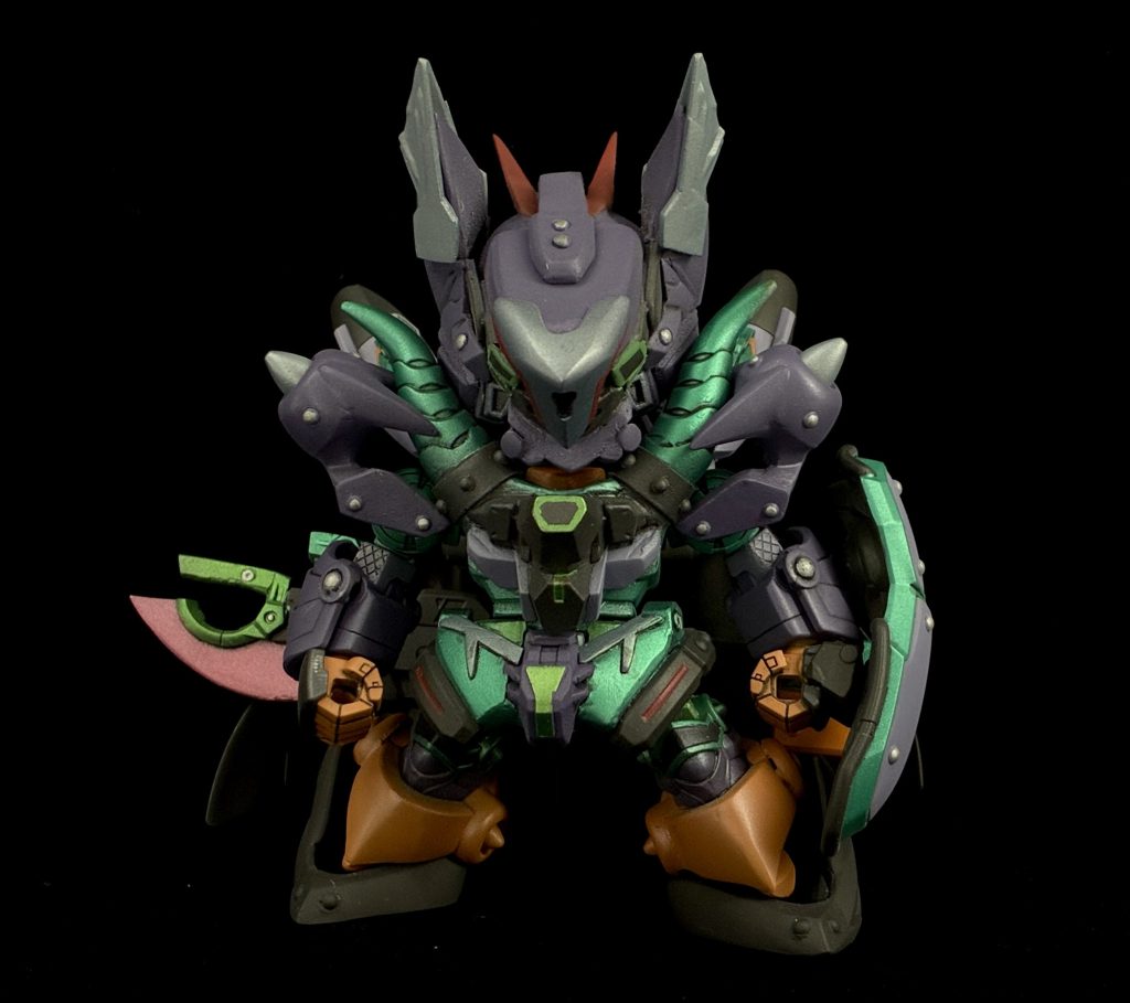 その禍々しいカラーリングから、黒騎士、悪魔騎士っぽさをイメージして作成しました。首元のツノが好きポイントです。