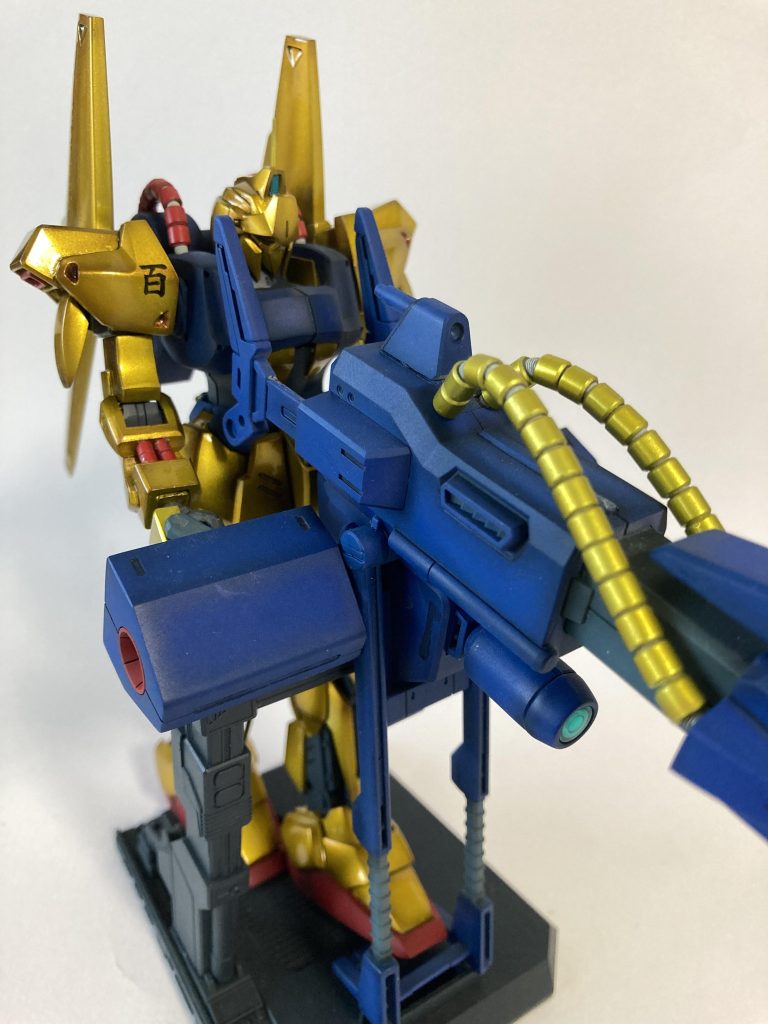 メガバズのパイプの金色と百式の金色は違うようにしました(あくまでも百式専用装備ではないことを意識)