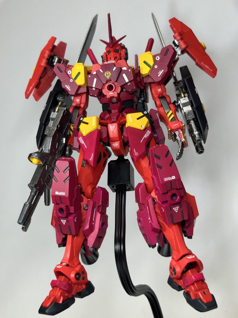 正面あおり。 フロントスカートはキットの物にプラ板で自作して延長しています。