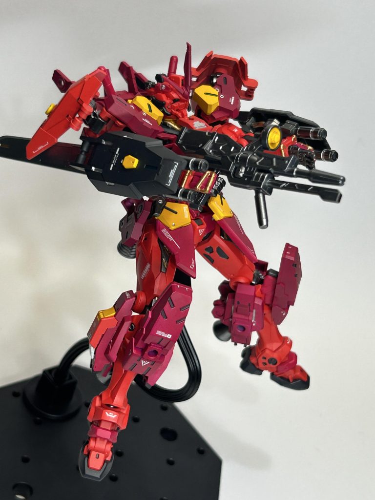 ポージング3 ライフル系の武器の銃口を開口しようと思っていたのに忘れてた、、、